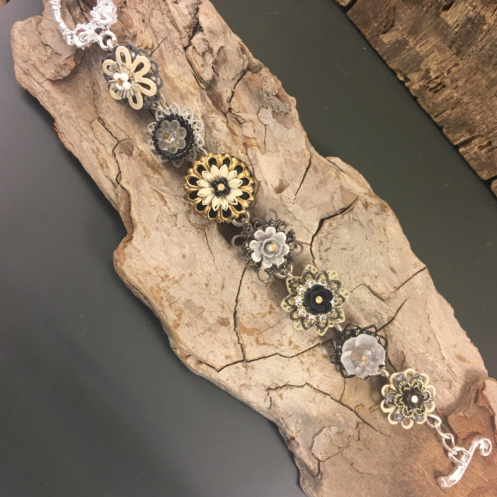 Black & White 7 link Bracelet