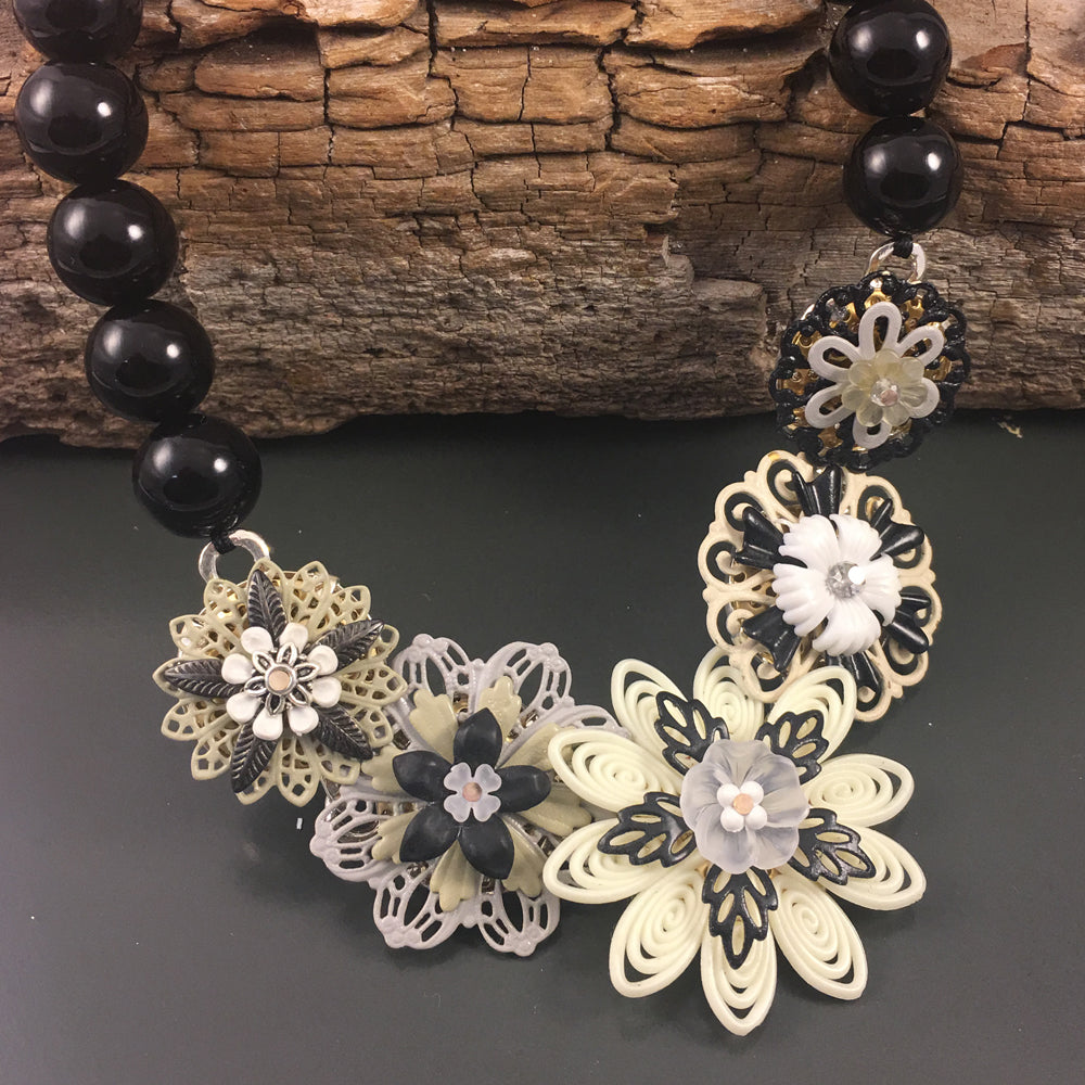 Garland - Black & White Necklace