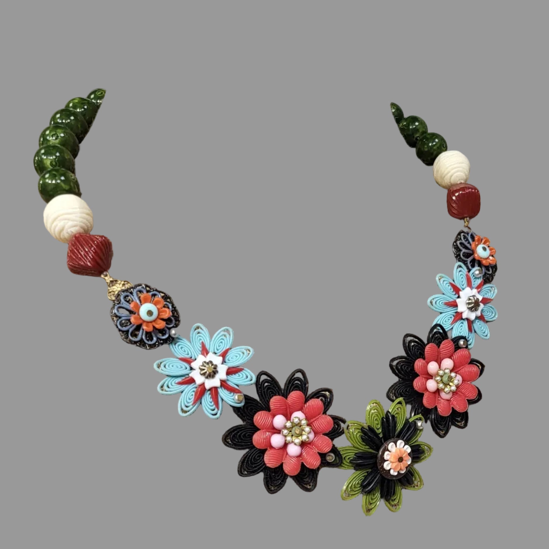 Frida Garland Necklace: Western