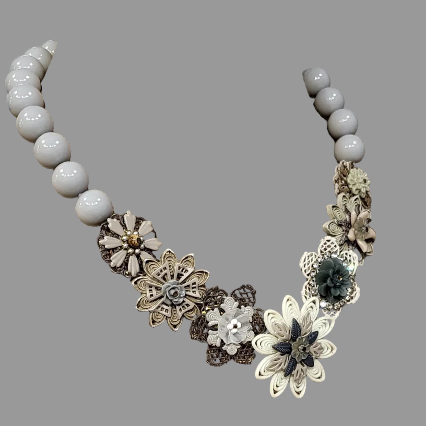 Frida Garland Necklace: Driftwood