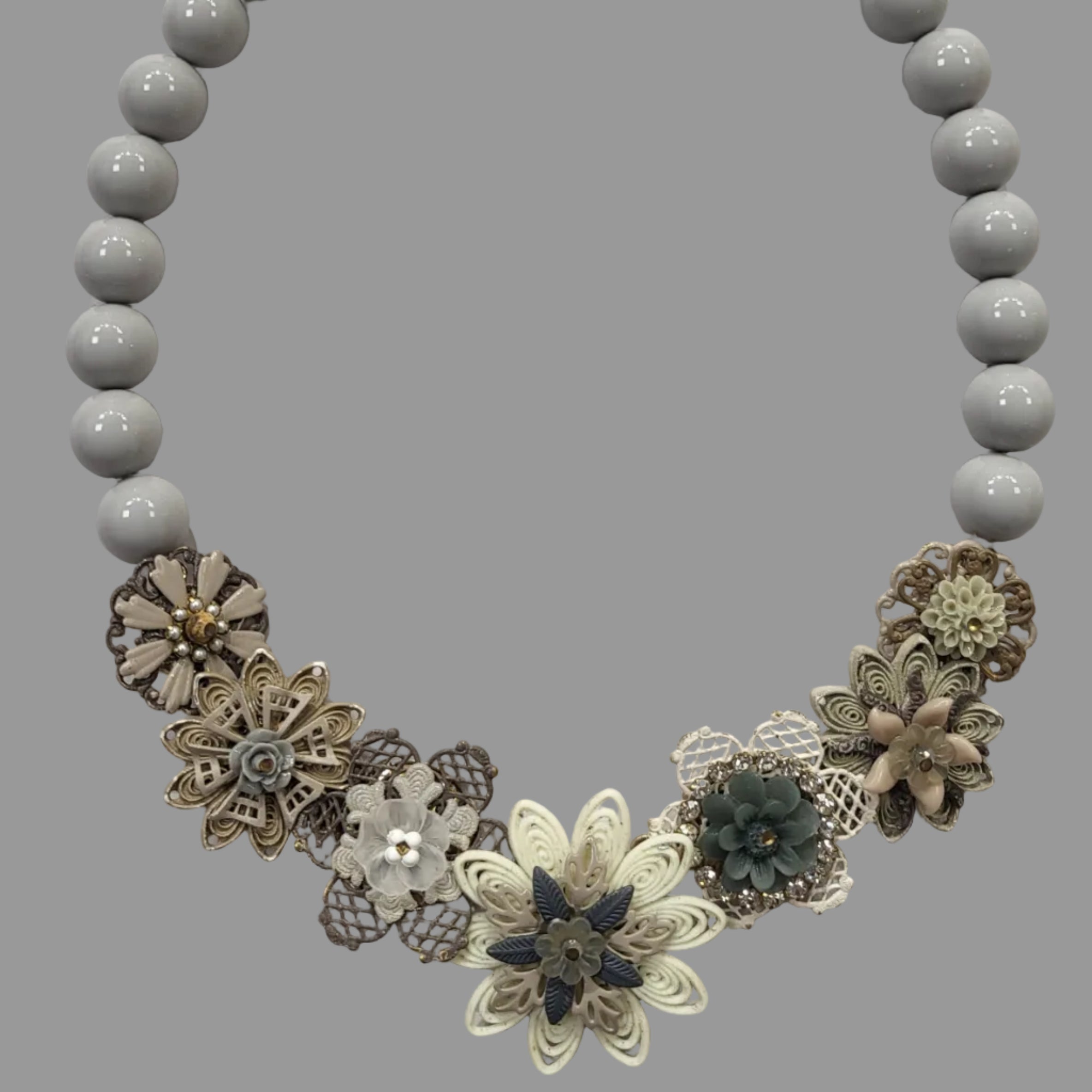 Frida Garland Necklace: Driftwood