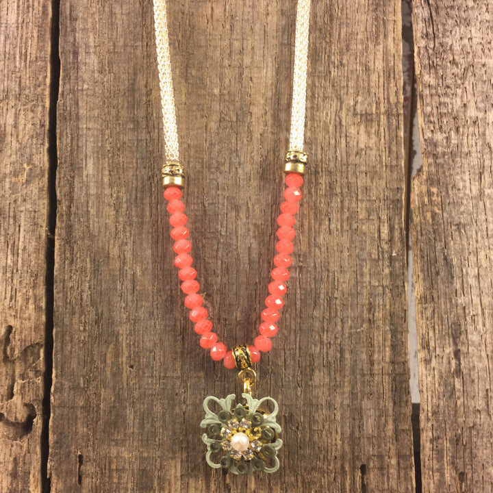 Mesh Pendant - Orchid Necklace